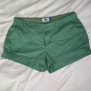 Old Navy Sage Green Cargo Shorts size 6